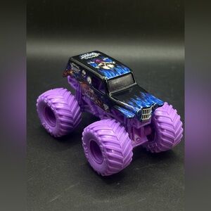 Monster Jam Son-Uva Digger Diecast Truck Vehicle Car Toy Son Uva Digger Die Cast